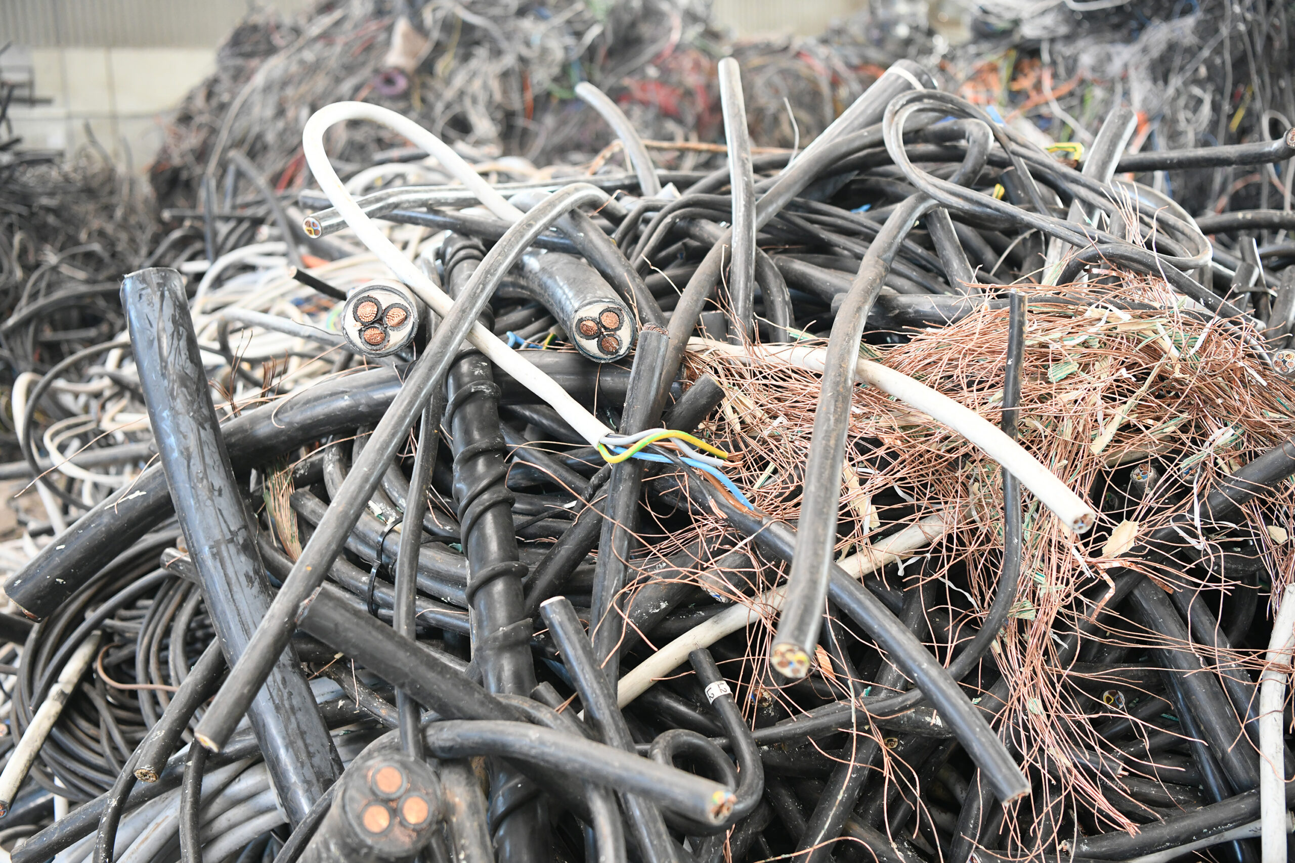 Lindner_(c)_Loacker_Wonfurt_altkabelrecycling